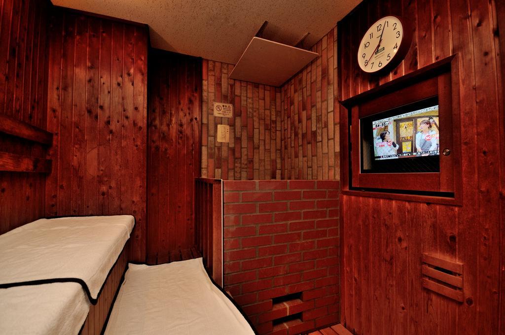 Spa&capsule Grandpark Kitasenju Capsule hotel Tokyo