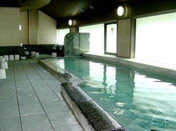 Route-inn Gotanda 3*