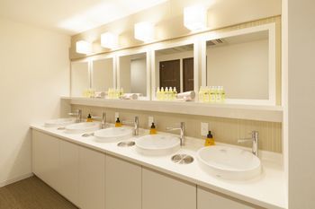 Centurion Ladies Ueno Park Capsule hotel