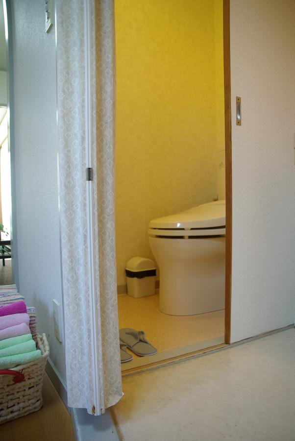 Apartment Takako's House *