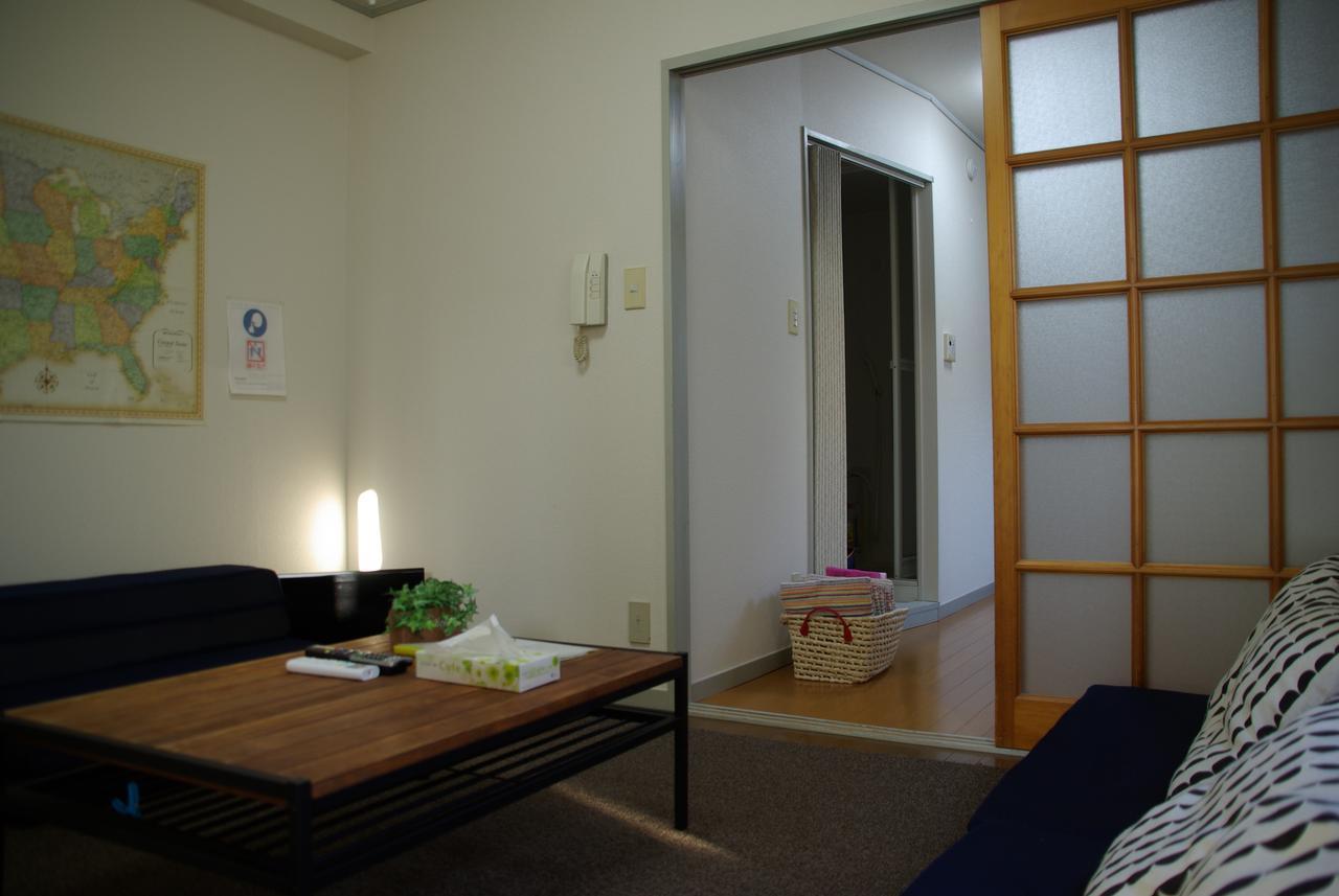 Apartment Takako's House