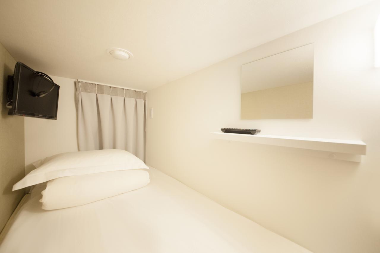 Centurion Ladies Ueno Park Capsule hotel 2*