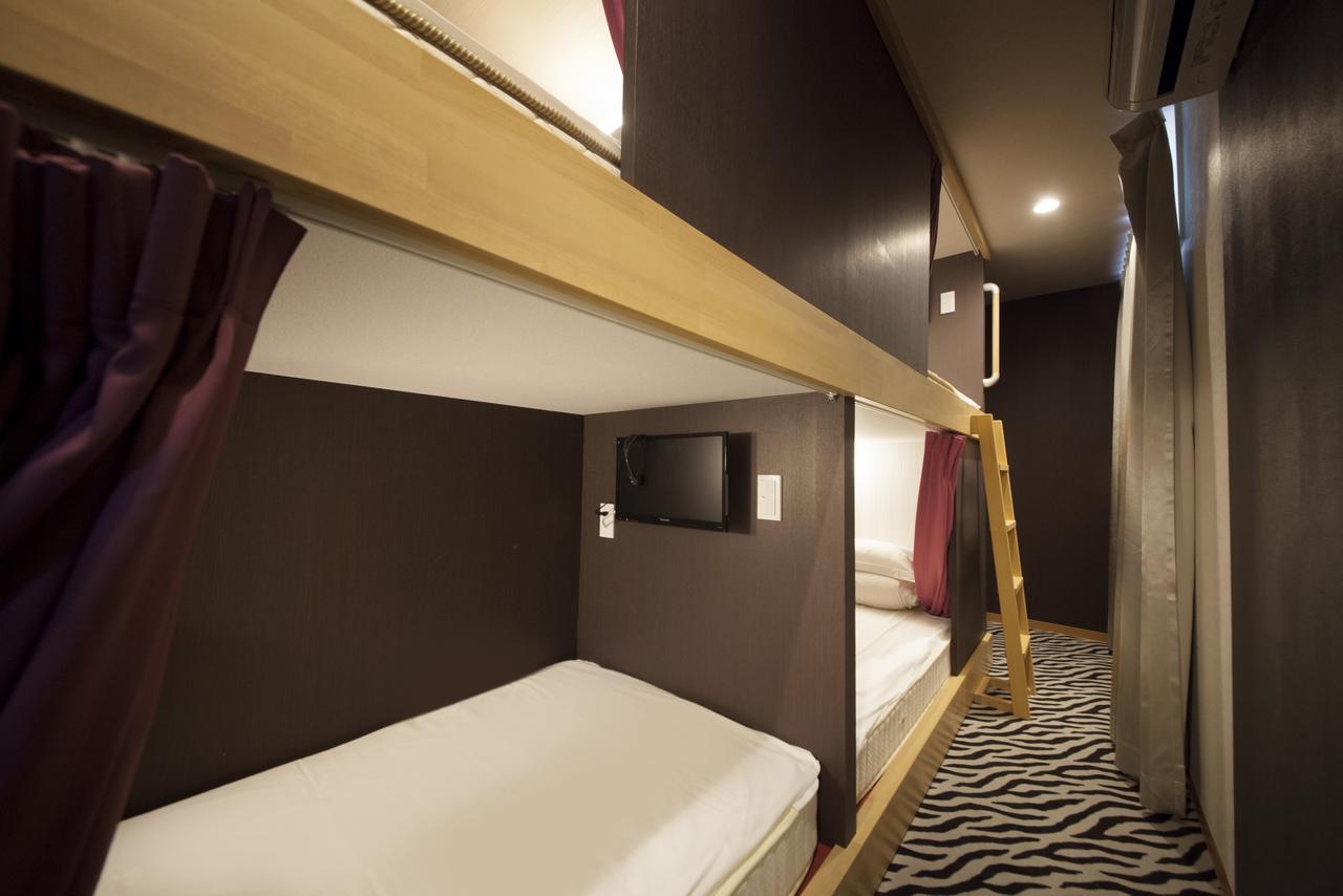 Centurion Ladies Ueno Park Capsule hotel