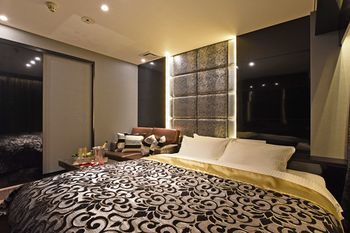 Gransky (adults Only)