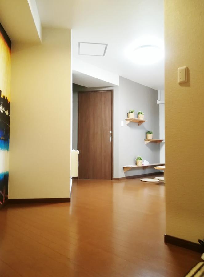 Shinjuku 3 Apartment *