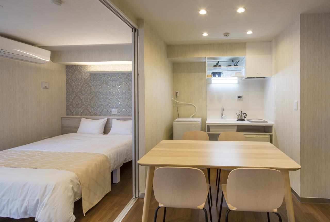 Sails Hotel