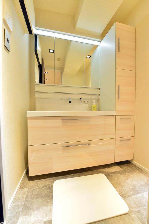 Apartment Real Life Omotesando *