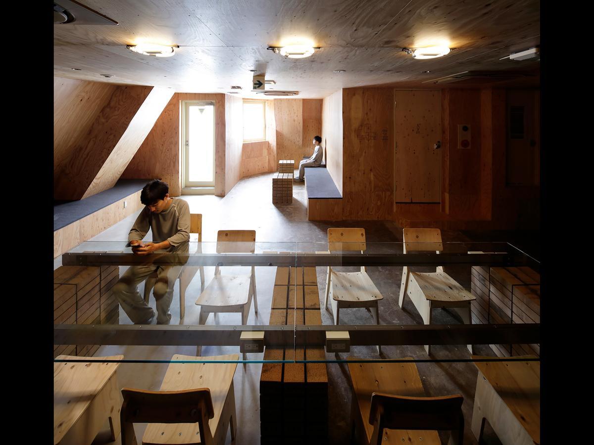 Capsule hotel Do-c Gotanda Tokyo