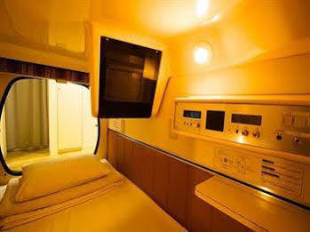 Capsule hotel Capsulevalue Kanda 2*