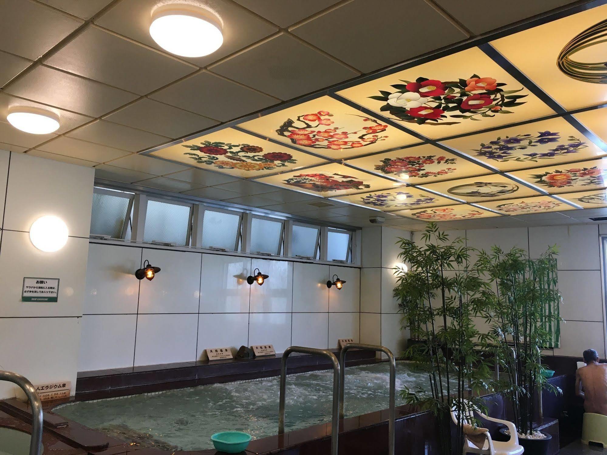 Ueno Station Oriental ⅲ Hostel Tokyo
