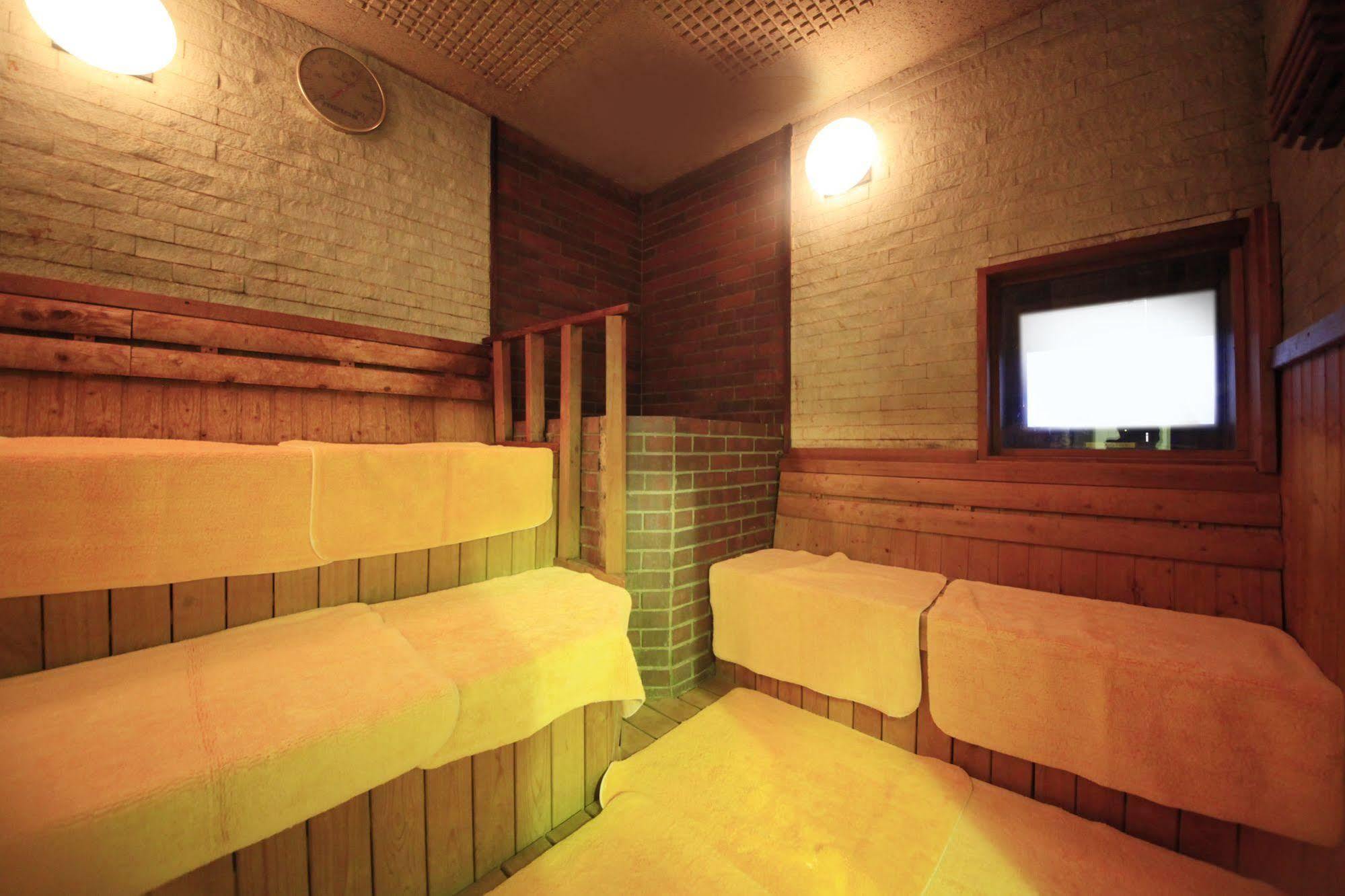 Hostel Ueno Station Oriental ⅲ *