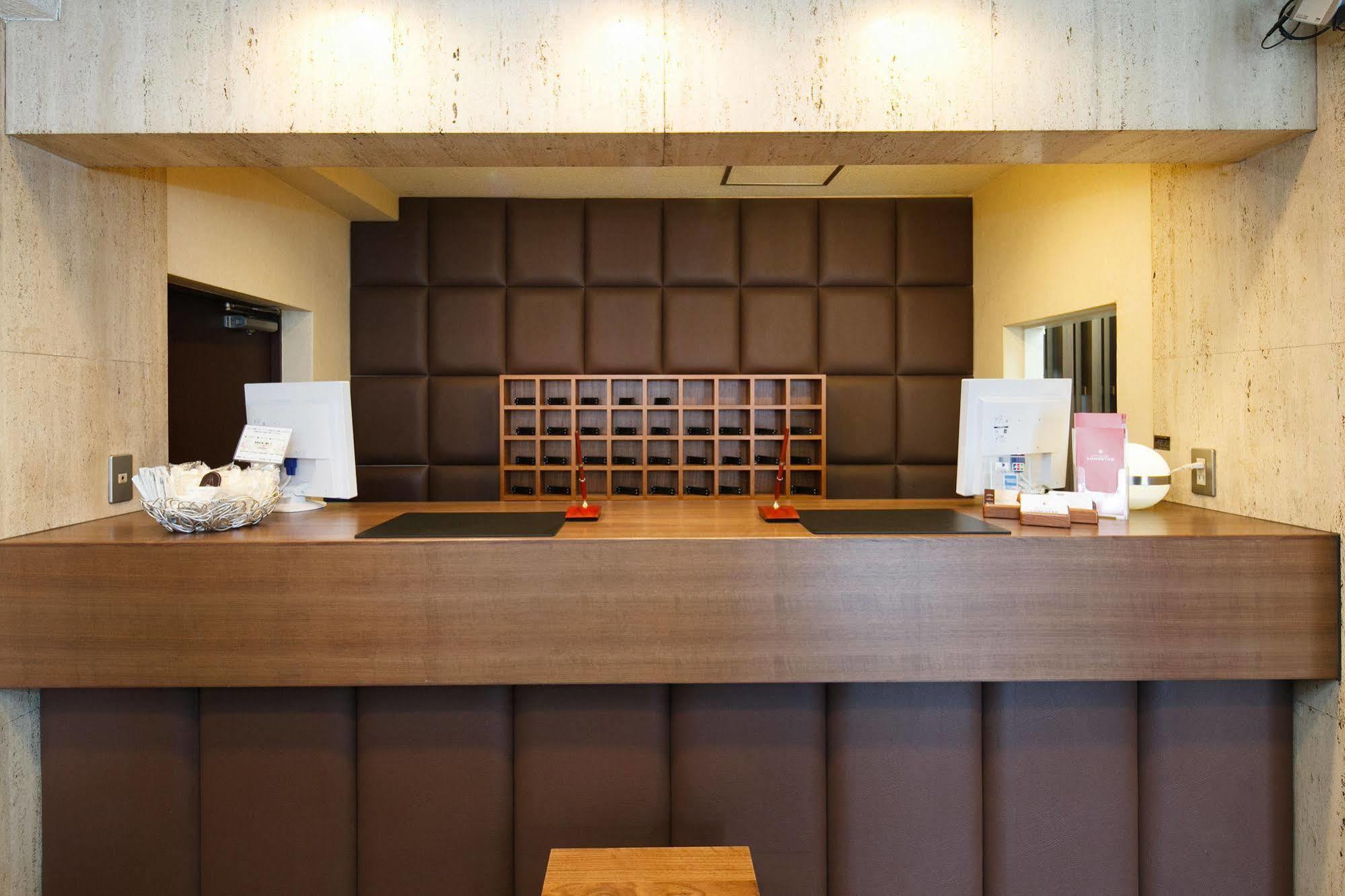 Lonestar Economy hotel Tokyo