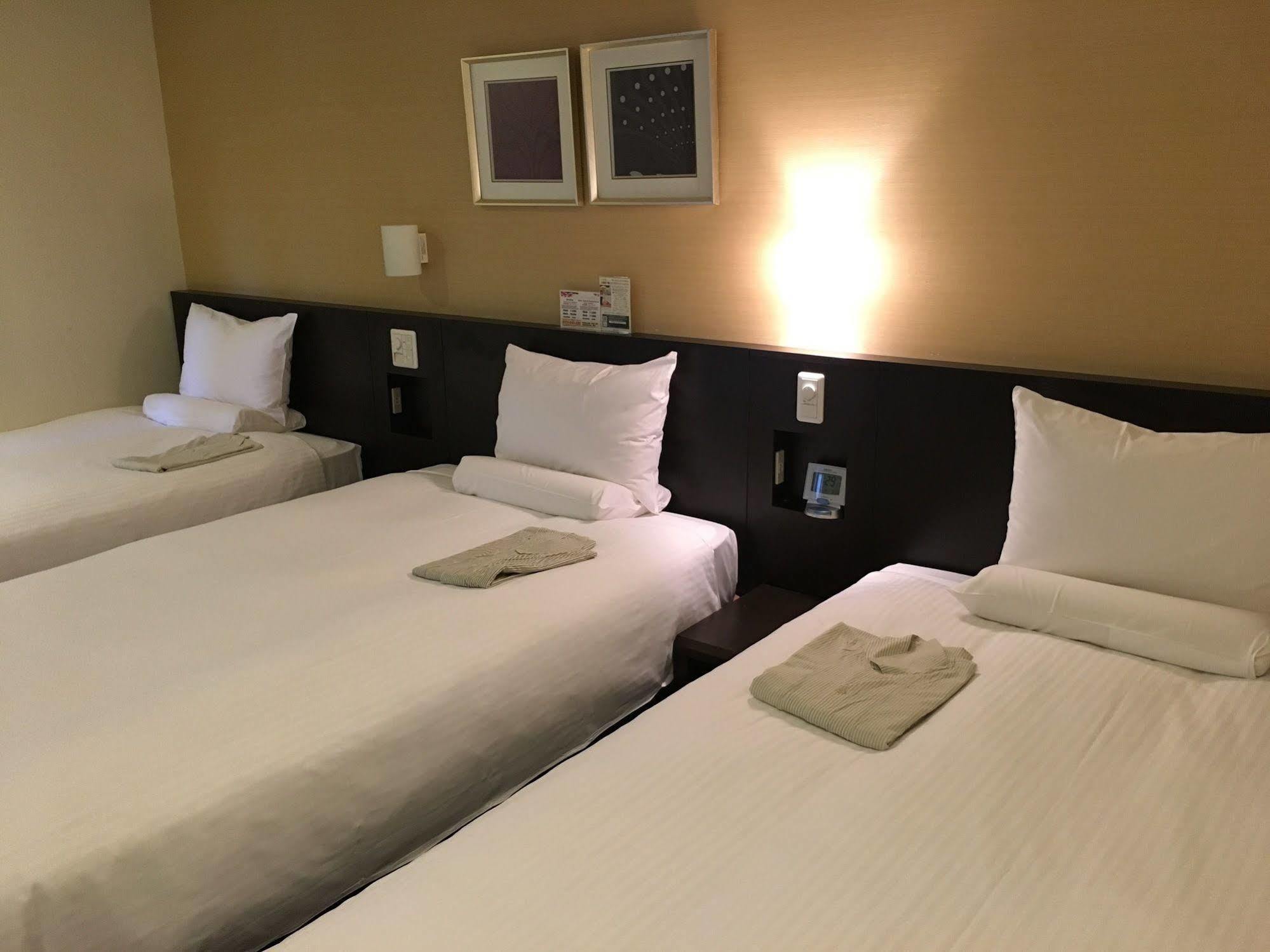Smile Nihonbashi Hotel 3*