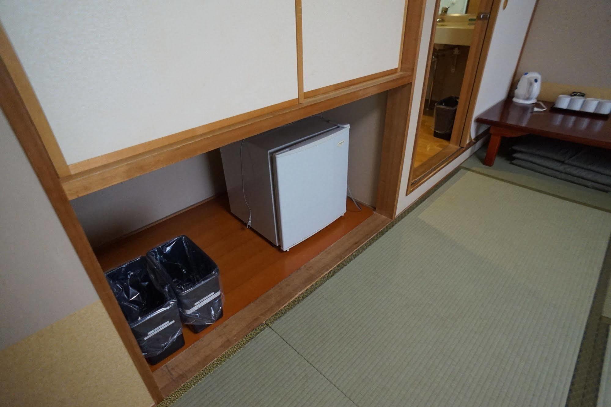Annex Katsutaro Ryokan 2*