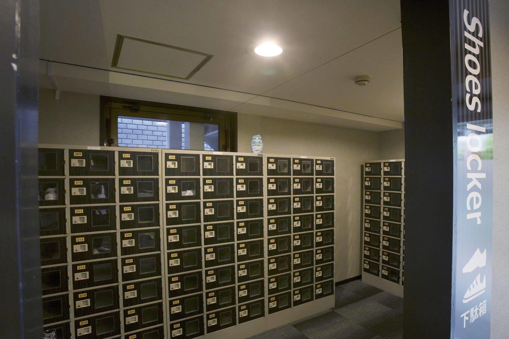 Capsule hotel Oyo Tetora Akabane