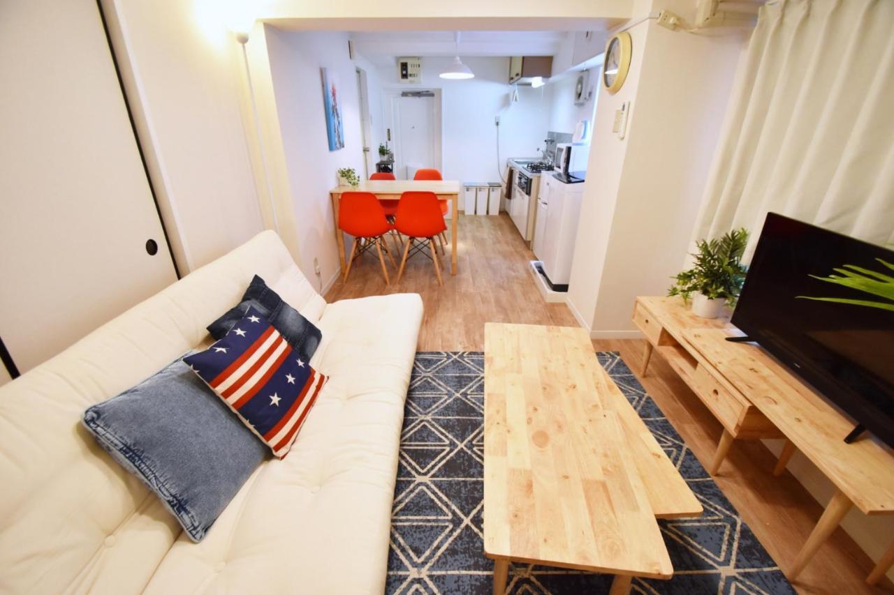 Apartment Eminasu Ikebukuro 801