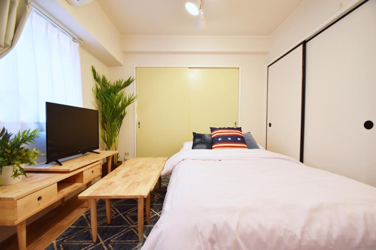 Apartment Eminasu Ikebukuro 801