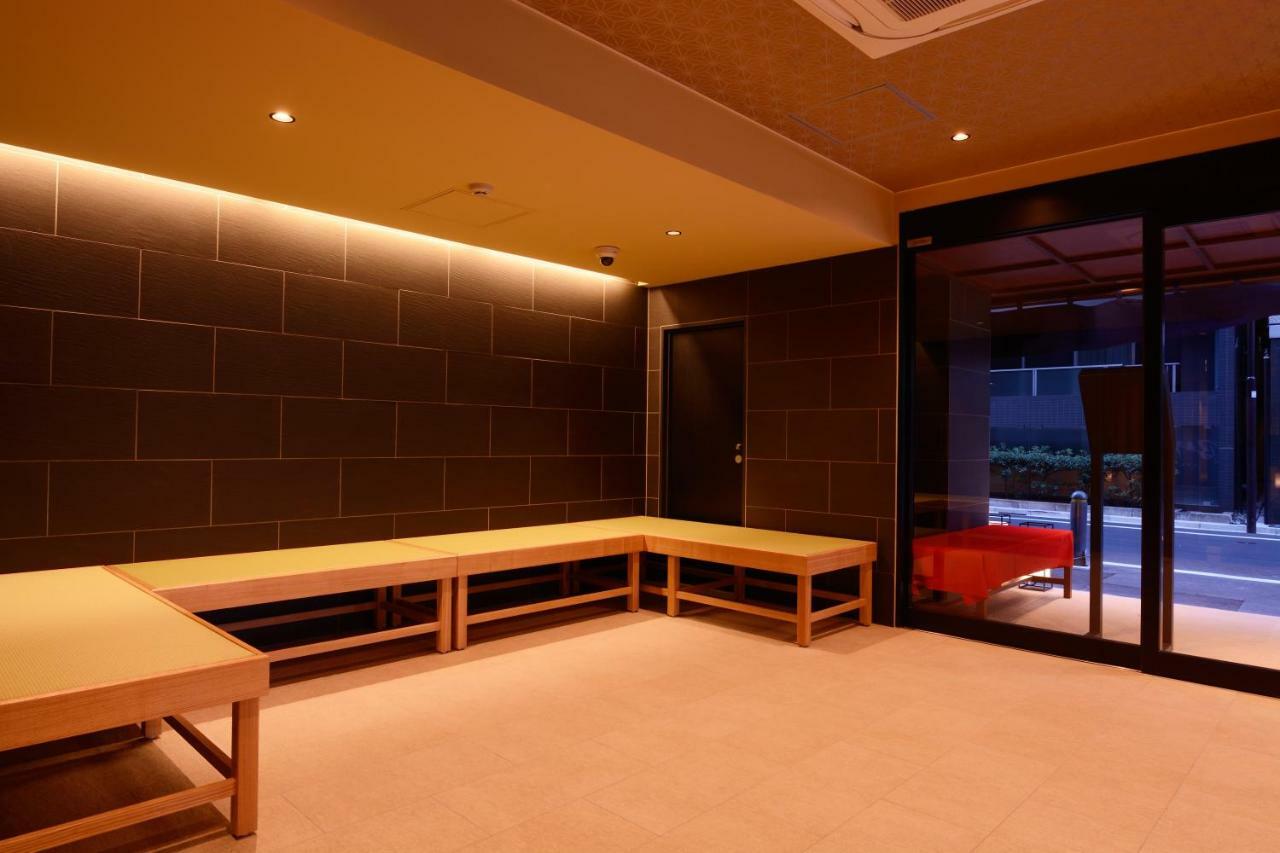 Nihonbashi Muromachi Bay Capsule hotel