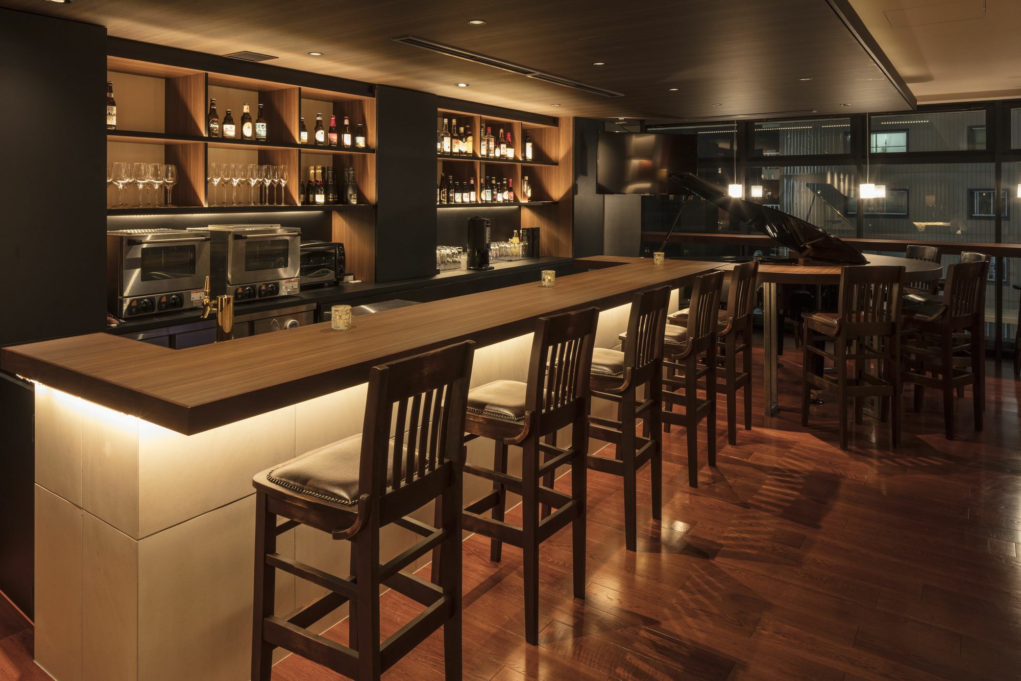 First Nishiazabu Capsule hotel