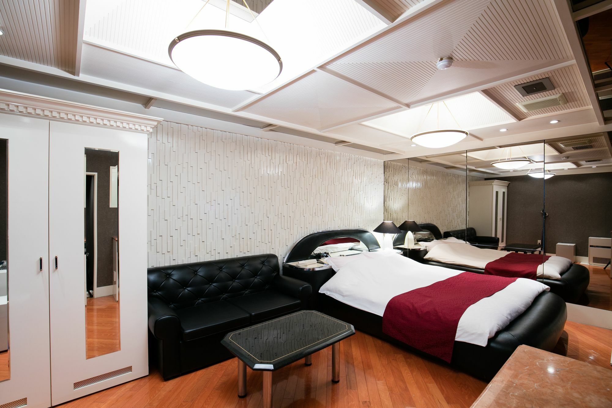 Hotel Perrier (adults Only)