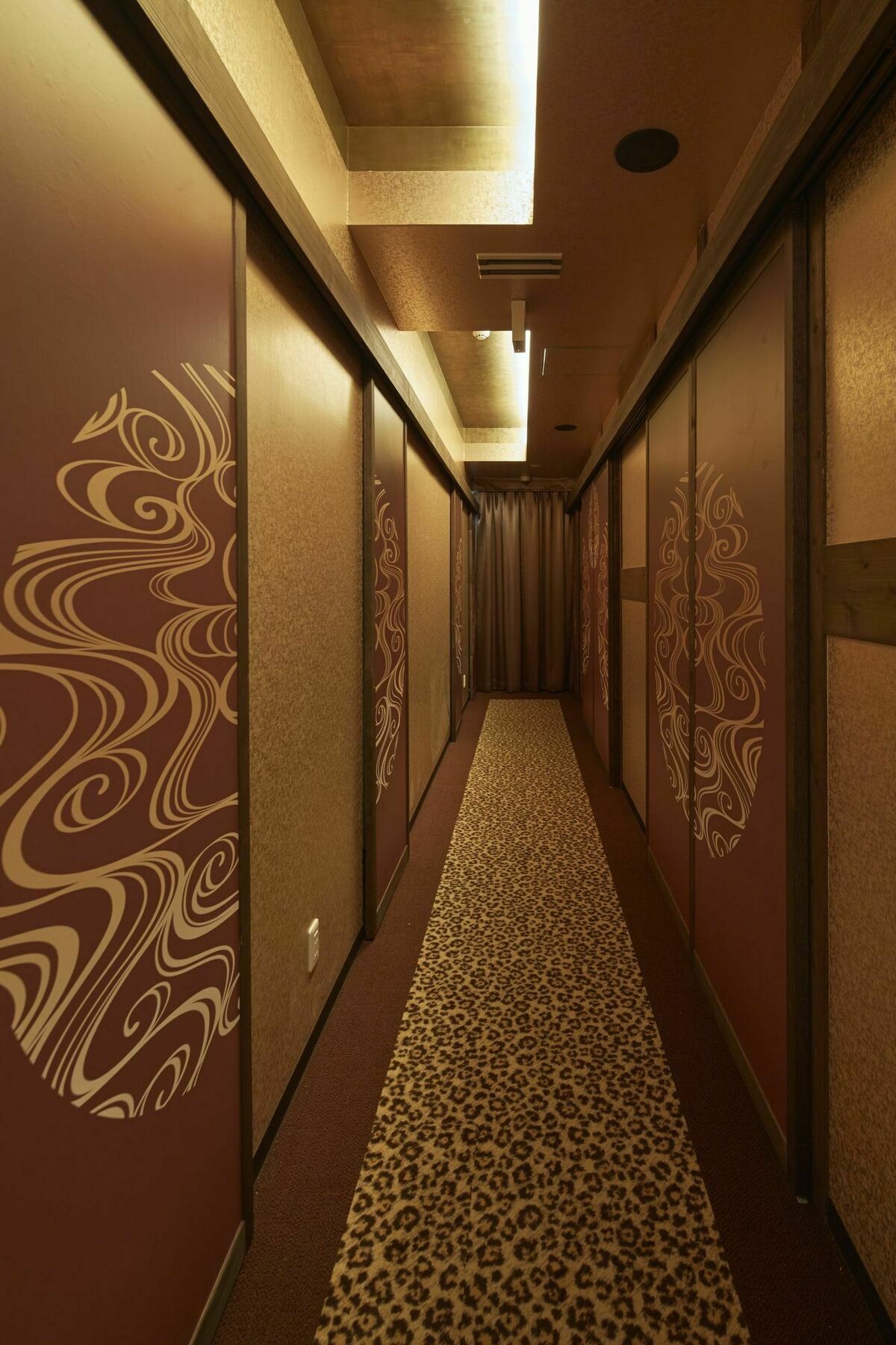 Capsule hotel Centurion Residential Tower