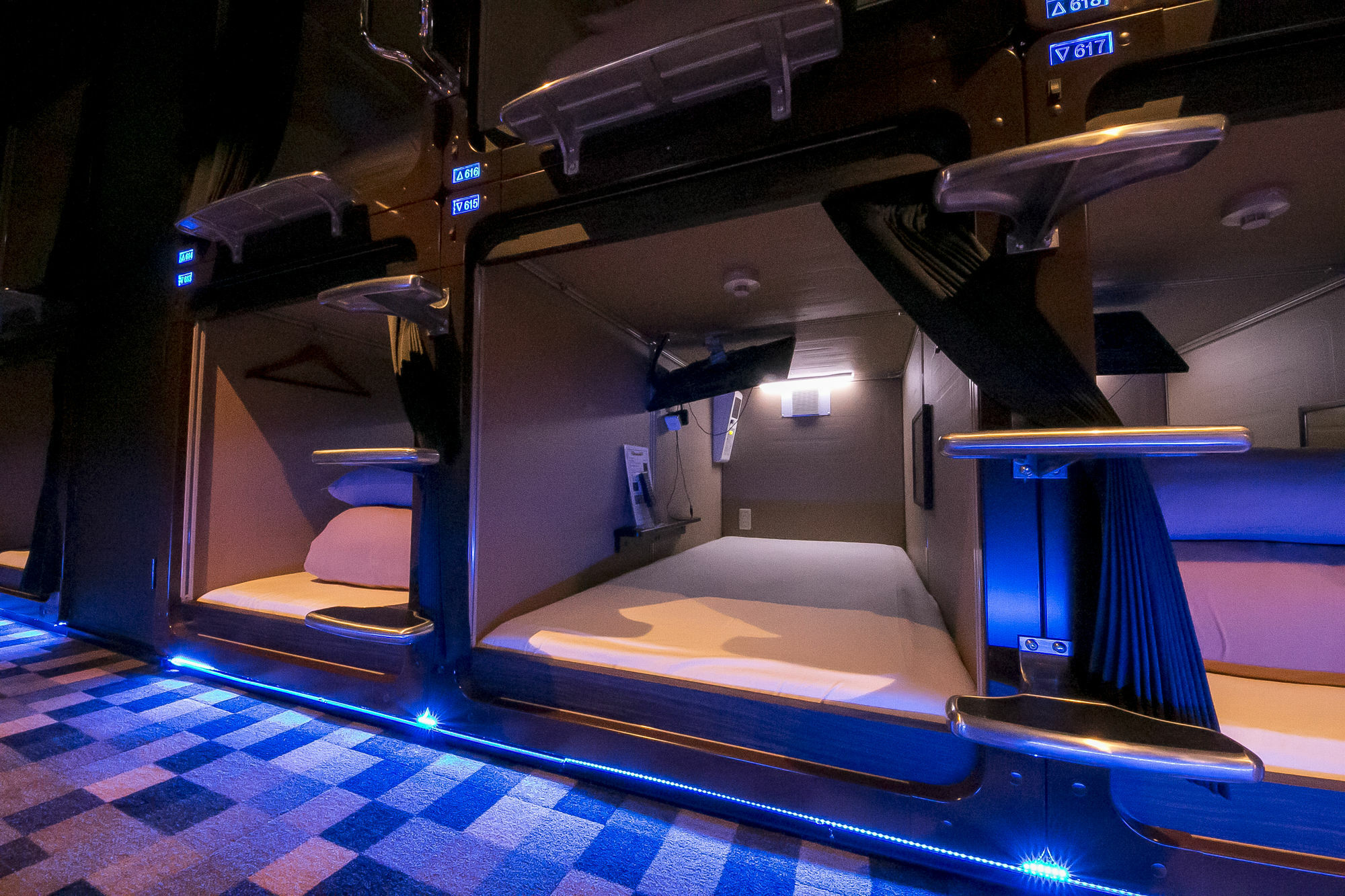 Capsule hotel Spa&capsule Grandpark Kitasenju