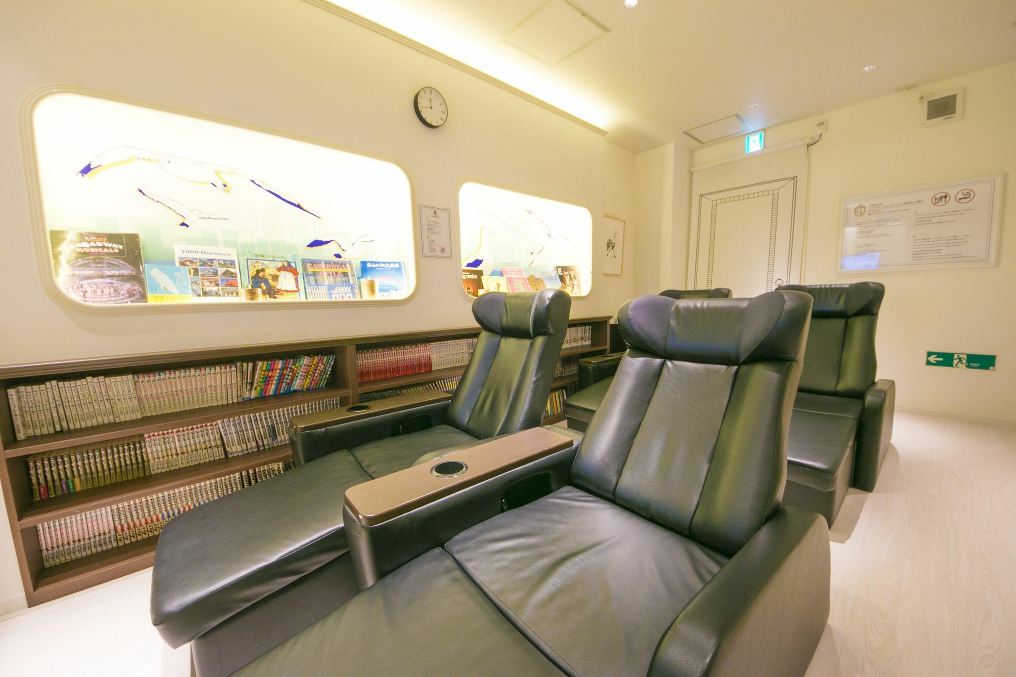 Spa&capsule Grandpark Kitasenju Capsule hotel Tokyo
