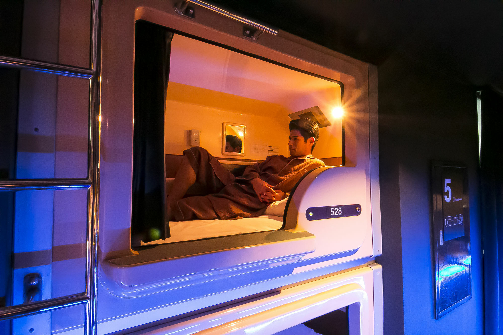 Spa&capsule Grandpark Kitasenju Capsule hotel *