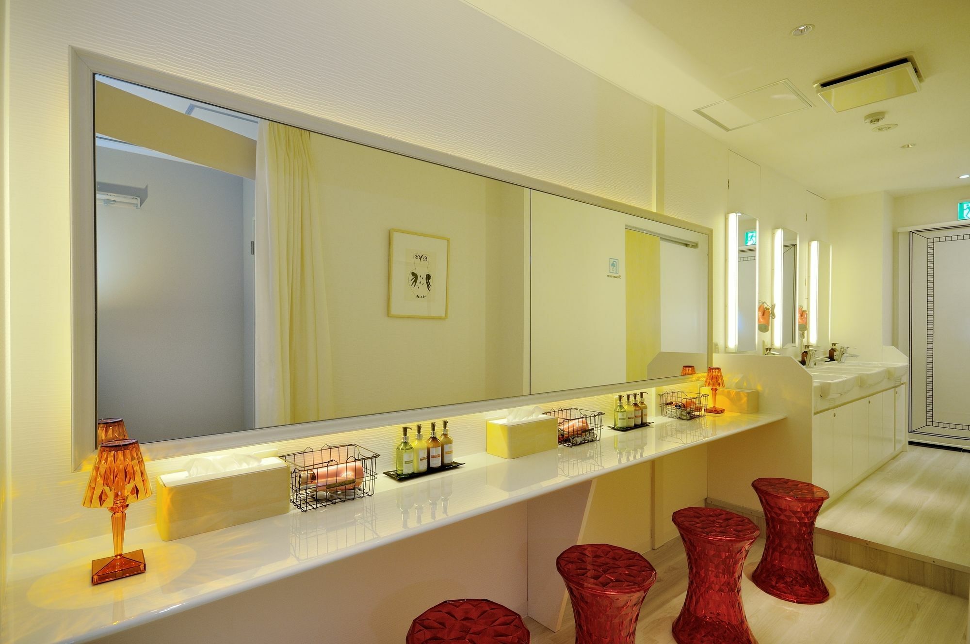 Capsule hotel Spa&capsule Grandpark Kitasenju *