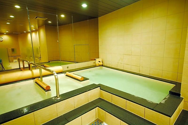 Capsule Anshin Oyado Shimbashi Capsule hotel