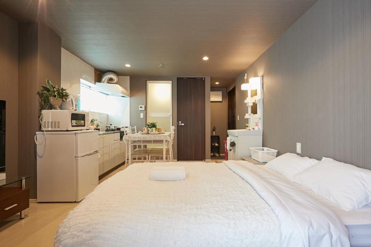 Akabane Tk Building 303 *