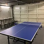 La3 Hotel 新宿三階建て一軒家（屋内エレベーター付き)