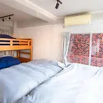 Yoyogi Apartment 1-401