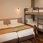 7 Rooms Hotel & Cafe