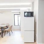 Central Higashinakano Guesthouse For 2 Steps From Subway Zeoe