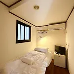 Ookubo Hills Family Home
