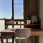 1002 Deluxe Double Room