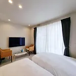 Lien Nishi Shinjuku