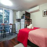 North Cottage Studio Apartment With Private Entrance