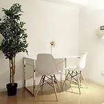 The Tokyo Life In Ueno - Apartment