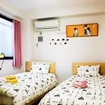Breeze Shortstay Female Only