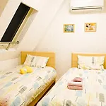 Breeze Shortstay Female Only