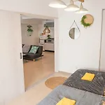 Ly Inn Ryogoku Annex