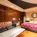 Hotel Ray Field (Adults Only)
