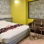 Hotel Newmie (Adults Only)