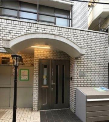 Colorbee Shinjuku Yotsuya Big House *