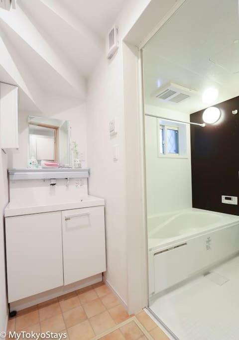 Holiday home Monthly Ok With Tv &house Wifi, 3 Bedroom Tabata-shinjuku House, Jr Yamanote Line! Tokyo