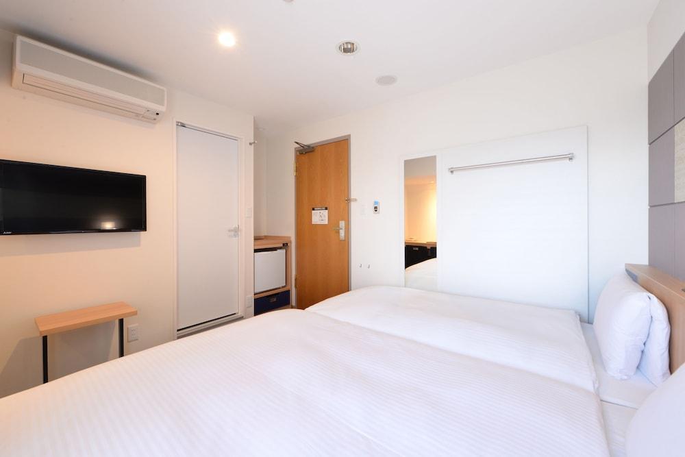 Hotel Vessel Ueno Iriya Station 3*