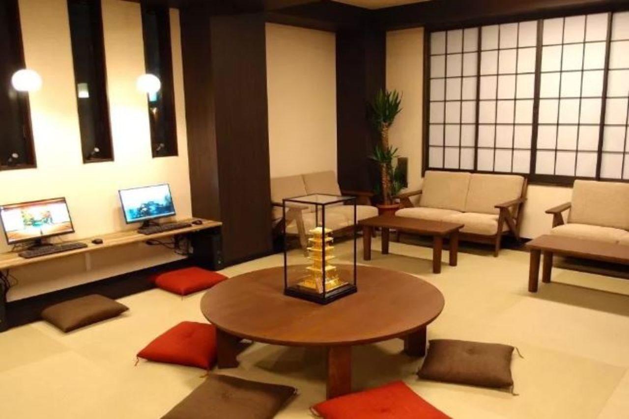 Space Hostel