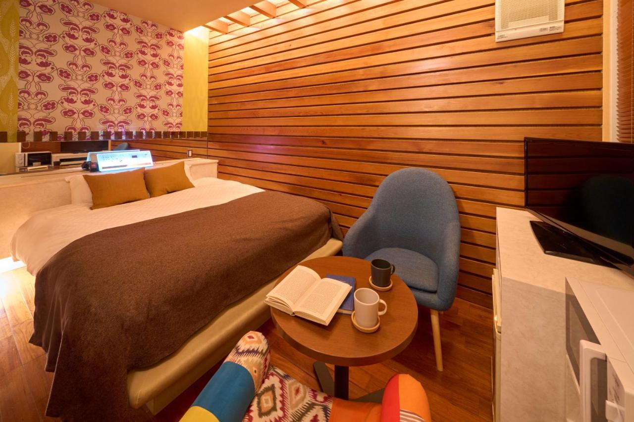 C-heaven (adults Only) Love hotel *